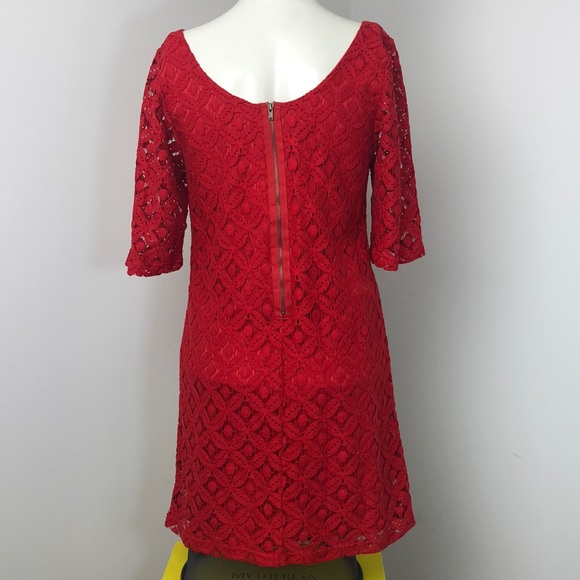 Everly Red Lace Floral Shift Dress Size M - Picture 7 of 13